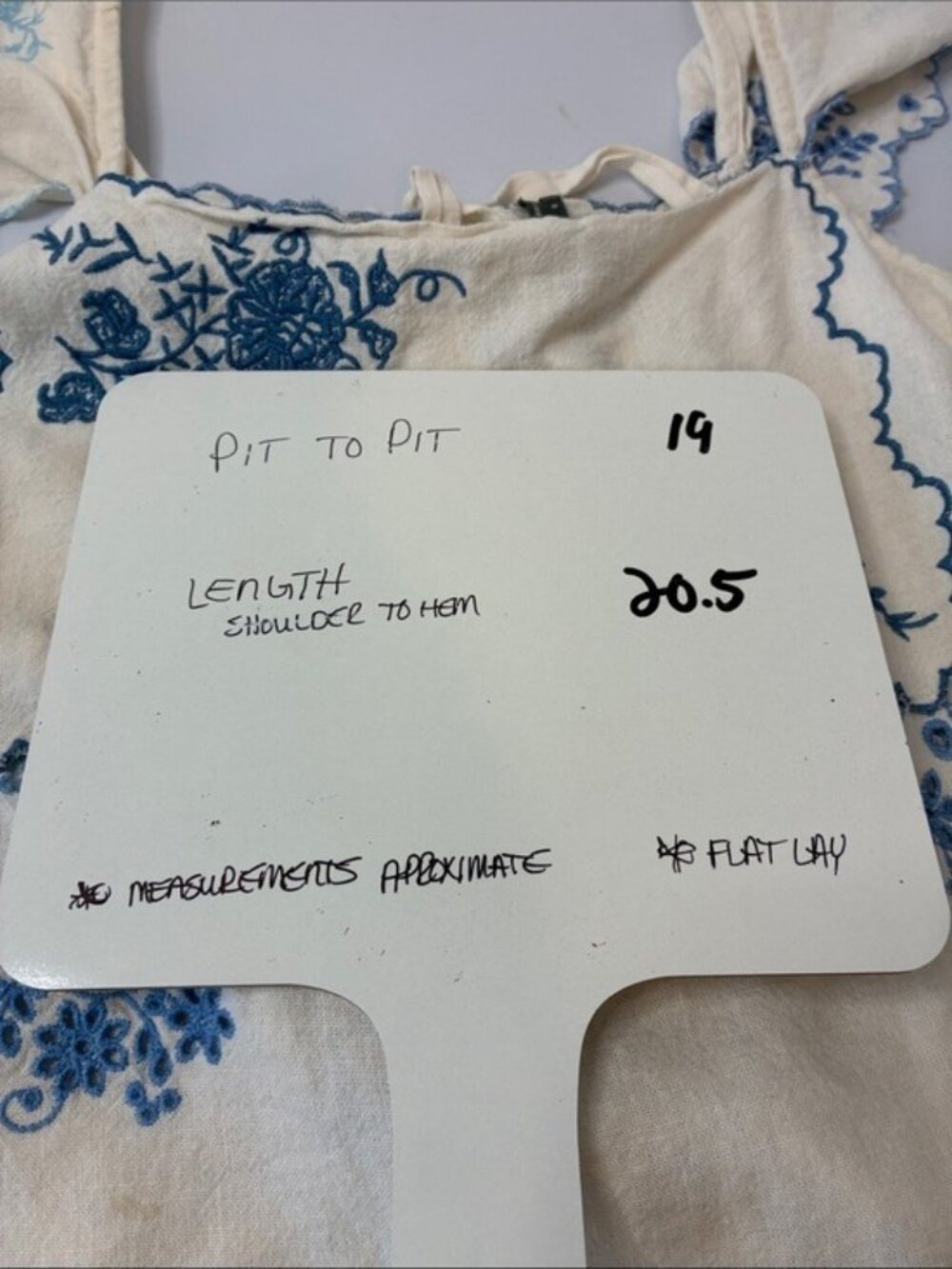 Anthropologie Patchwork Hanky Linen Top Blue Embroidery Cut-Out M - Picture 8 of 8